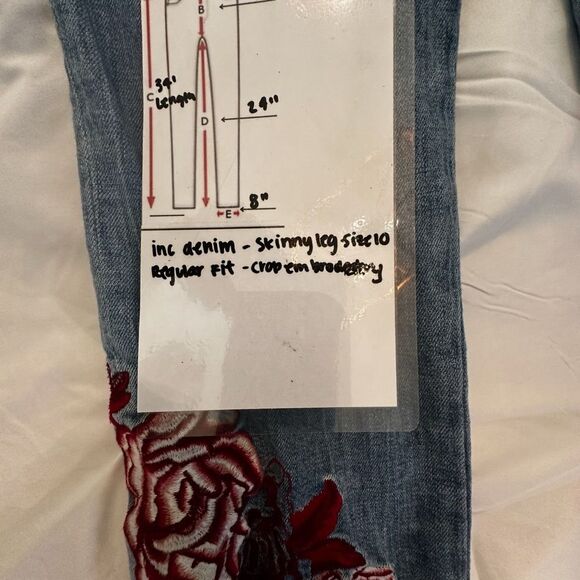 Inc Floral Embroidered skinny leg crop denim jeans with fringe bottom Size 10 - Picture 14 of 14